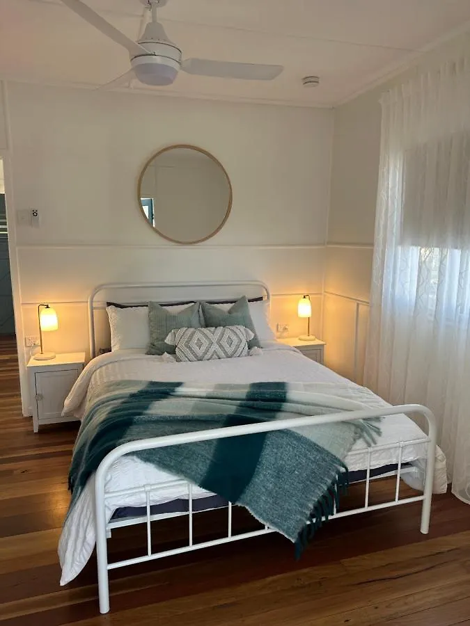 Entire Beach House On Bribie Island Bongaree